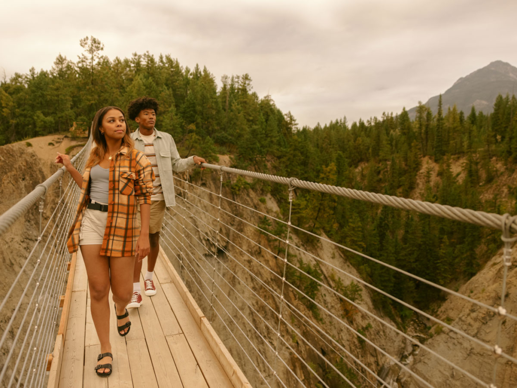 Golden Skybridge : Canada's Highest Suspension Bridge